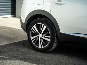 Peugeot 3008 FL Allure 1.5 Blue HDI 130 6.2 - Image 4