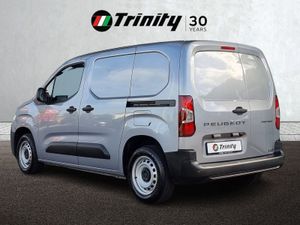 Peugeot Partner PRO Plus 1.5 HDI 100BHP Stunning - Image 3