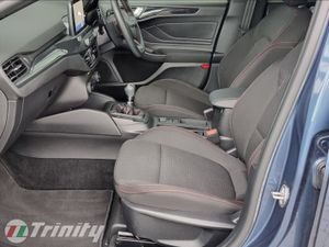 Ford Focus Deposit Taken St-line 1.0t ECO Boost H - Image 4
