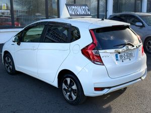 2018 Honda Fit 1.5 Petrol Hybrid ,Automatic - Image 4