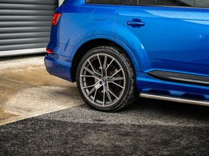 Audi Q7 TDI QUATTRO S LINE - Image 3
