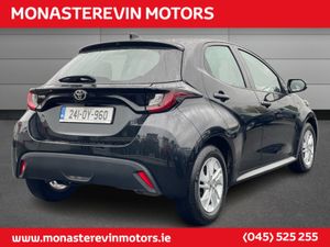 Toyota Yaris 1.5 LUNA - Image 4