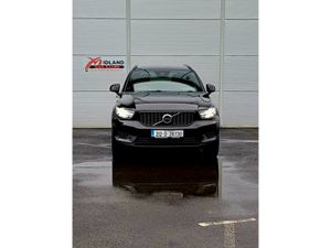 Volvo XC40 1.5 T4 R -DESIGN RECHARGE - Image 3