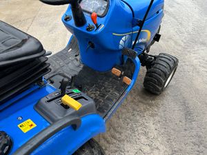 2012 New Holland TZ24D Compact Tractor - Image 4