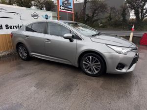 152 Toyota Avensis 1.6D SOL Warranty - Image 4