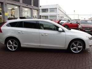2.0D4 SE LUXURY DELUXE 5DR ESTATE AUTOMATIC - Image 3