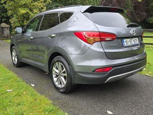 2016 Hyundai Santa Fe A Premium Top Spec Automatic - Image 4