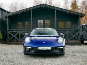 2022 Porsche 911 Carrera HIGH SPEC - Image 2