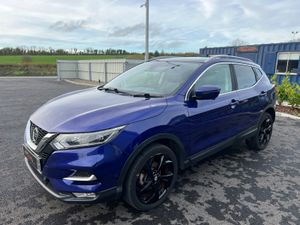 2018 (182) Nissan Qashqai Tekna 1.5 DCI - Pan Roof - Image 4