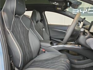 BYD SEAL EXCELLENCE 530HP DUAL-MOTOR inc HEAT PUMP - Image 2