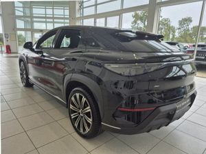 BYD SEALION 7 DESIGN AWD 530BHP HEAT PUMP 456KM RA - Image 4