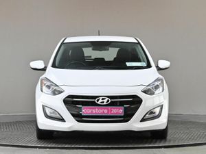 Hyundai i30 1.6 CRDI DELUXE 6SPD **REVERSE CAM**DI - Image 2