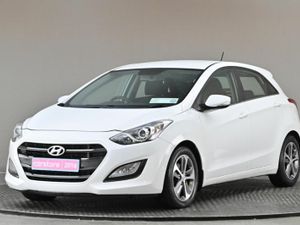 Hyundai i30 1.6 CRDI DELUXE 6SPD **REVERSE CAM**DI - Image 3
