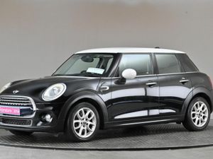 Mini Cooper 1.5 COOPER AUTO 5DR **BI-TONE ROOF** - Image 4