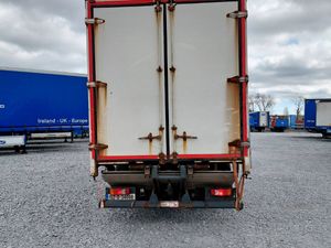 2015 Renault Curtainsider - Image 4