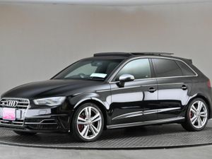 Audi S3 2.0TFSI  QUATRO S-TRONIC SPORTBACK **HALF - Image 4
