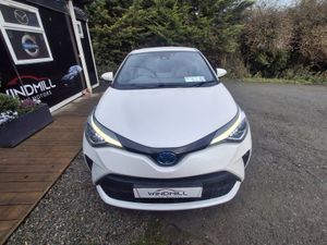 Toyota C-HR 1.8 HYBRID - Image 4