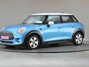 Mini Cooper 1.5 COOPER AUTO 5DR **REVERSE CAM**REA - Image 4