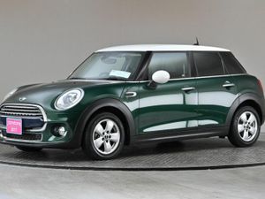 Mini Cooper 1.5 COOPER AUTO 5DR **REVERSE CAM**PAR - Image 4