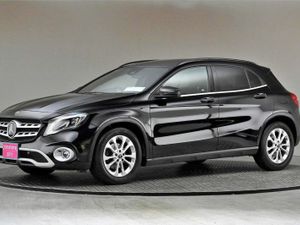 Mercedes-Benz GLA GLA 180 **POWERED TAILGATE**HALF - Image 4