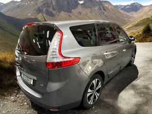 Renault Grand Scenic 2011 - Image 2