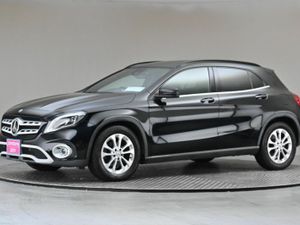 Mercedes-Benz GLA GLA 180 **POWERED TAILGATE**HALF - Image 4