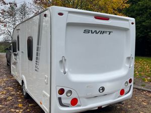 Swift 4 Berth Fixed Bed Lightweight Caravan - Image 3