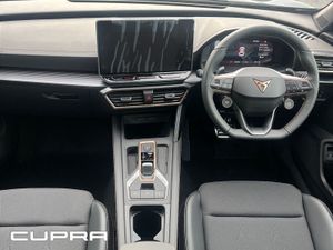 Cupra Formentor V2 Ehybrid 204HP DSG Phev  brand - Image 3
