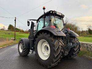 242 Valtra T195 Active Tractor - Image 3