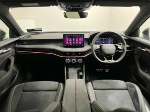 Skoda Superb Sportline DSG 2.0TDI 150BHP - Reversi - Image 4