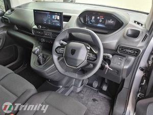 Peugeot Partner ** PRO PLUS ** 1.5 HDI ** 100BHP * - Image 2