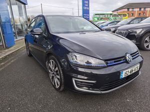VOLKSWAGEN GOLF 1.4TSI GTE AUTOMATIC 204BHP - Image 4
