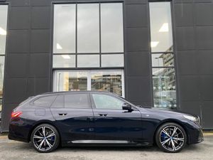 BMW 5-Series Touring 530e M-Sport Auto (PHEV) - Image 4