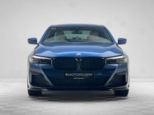 BMW 5-Series 530E M SPORT - Image 2