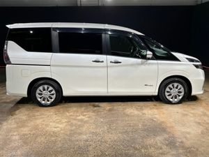 Nissan Serena 2.0 HYBRID X V SELECTION - AUTOMATIC - Image 3