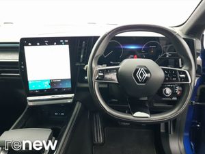 Renault Austral Techno E-tech Hybrid 200 - Image 2