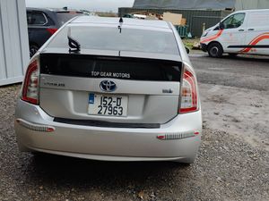 152 Toyota Prius NCT 2027 very clean car - Image 4