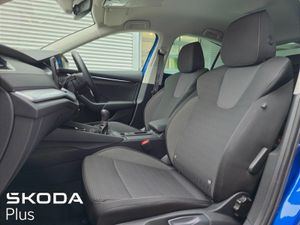 Skoda Octavia Selection 2.0TDI 115BHP - Image 4