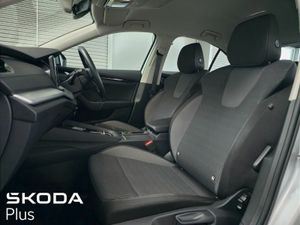 Skoda Octavia Selection 1.5TSI 115BHP DSG mHEV - Image 4