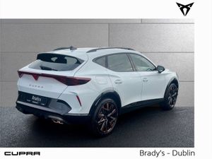 Cupra Formentor V2 Ehybrid 204HP DSG Phev  brand - Image 4