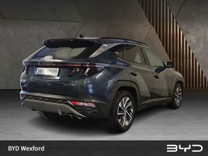 Hyundai Tucson 2WD Executive Plus - Image 4