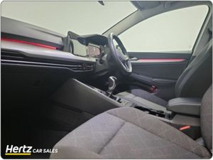 Volkswagen Golf LIFE 110HP 1.0 TSI Petrol Manual - Image 4