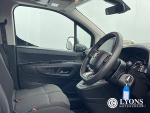 Toyota Proace PROACE CITY 1.5 GX LWB 4DR-Price Quo - Image 4