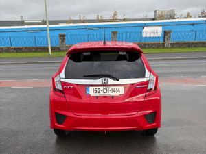 2015 Honda Fit (Jazz) 1.5 Hybrid LOW KMS HIGH SPEC - Image 3
