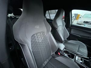 2022 VW GOLF R LINE 150PS MEGA SPEC - Image 4