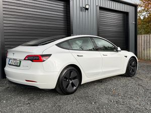 211 Tesla Model 3 Dual Motor - Image 4