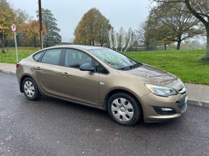Opel Astra S 1.4 I 100PS 4DR - Image 2
