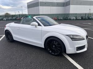Audi TT 1.8 TFSI, SPORT, CONVERTIBLE, LOW MILEAGE, - Image 3