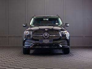 2019 Mercedes-Benz GLE 300d 4Matic - Image 2