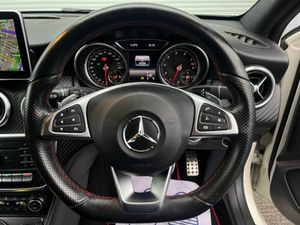 Mercedes-Benz A-Class A180 AMG-LINE 1.6 AUTO // CO - Image 4